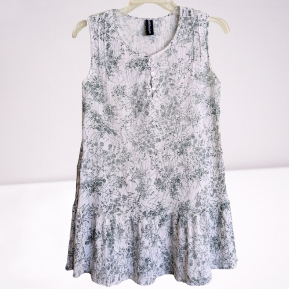 Sacred Threads Top Tunic Green White Botanical Floral Garden Girl, Cottagecore